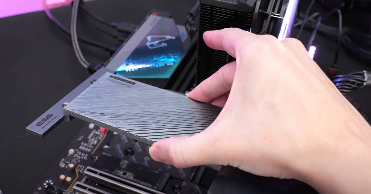 外媒測試技嘉 Z790 AORUS MASTER M.2 THERMAL GUARD，結果令人驚艷！ UNIKO's Hardware