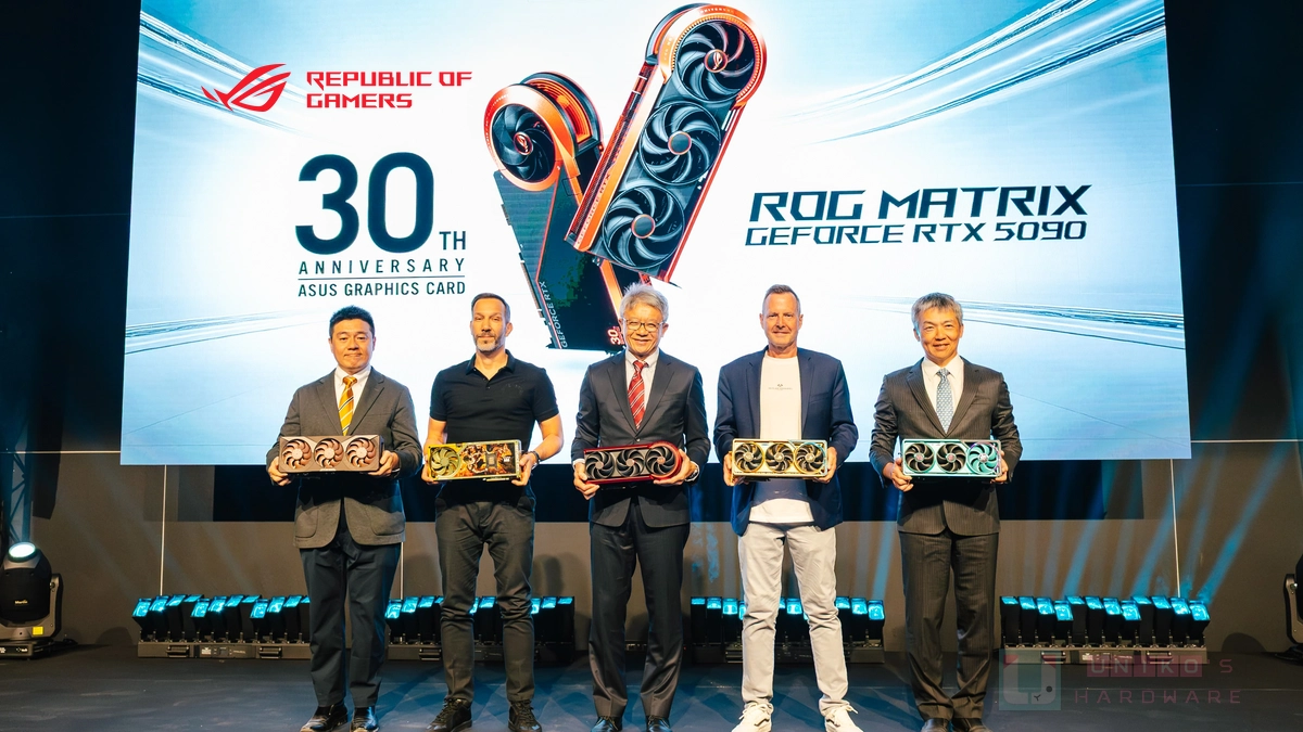 ROG Matrix GeForce RTX 5090 限量顯示卡與頂尖戰備席捲 Gamescom 2025