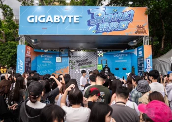 技嘉科技大稻埕夏日節歡樂開趴，讓年輕世代現場體驗 AORUS 領先產品
