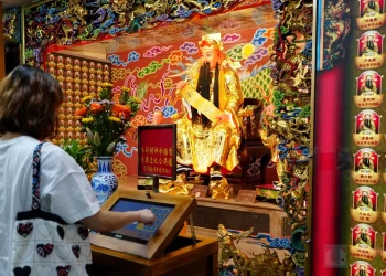 科技融合信仰!華碩為關渡宮打造靈光 e 現智慧點燈系統