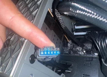Sapphire RX 9070 XT 再傳 16 pin 電源接頭融化，第二起事故曝光