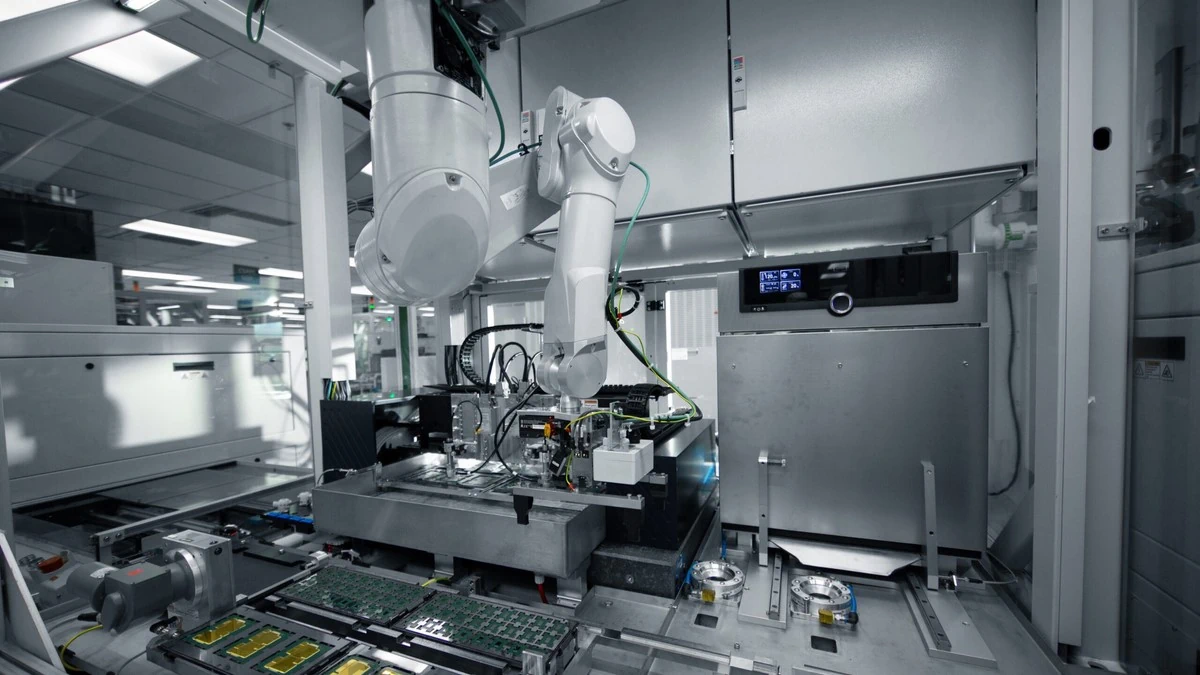 傳 Intel 積極延攬前台積電高層，或將由其領導晶圓代工研發