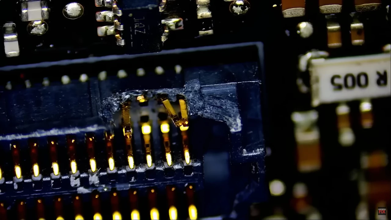 northridgefix-calls-rtx-5090-fe-worst-design-2
