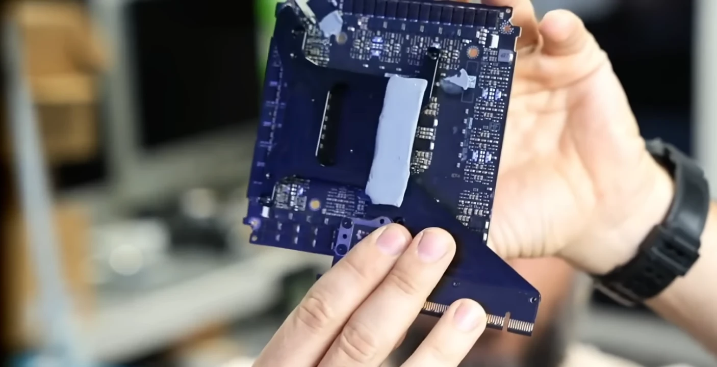 northridgefix-calls-rtx-5090-fe-worst-design-3