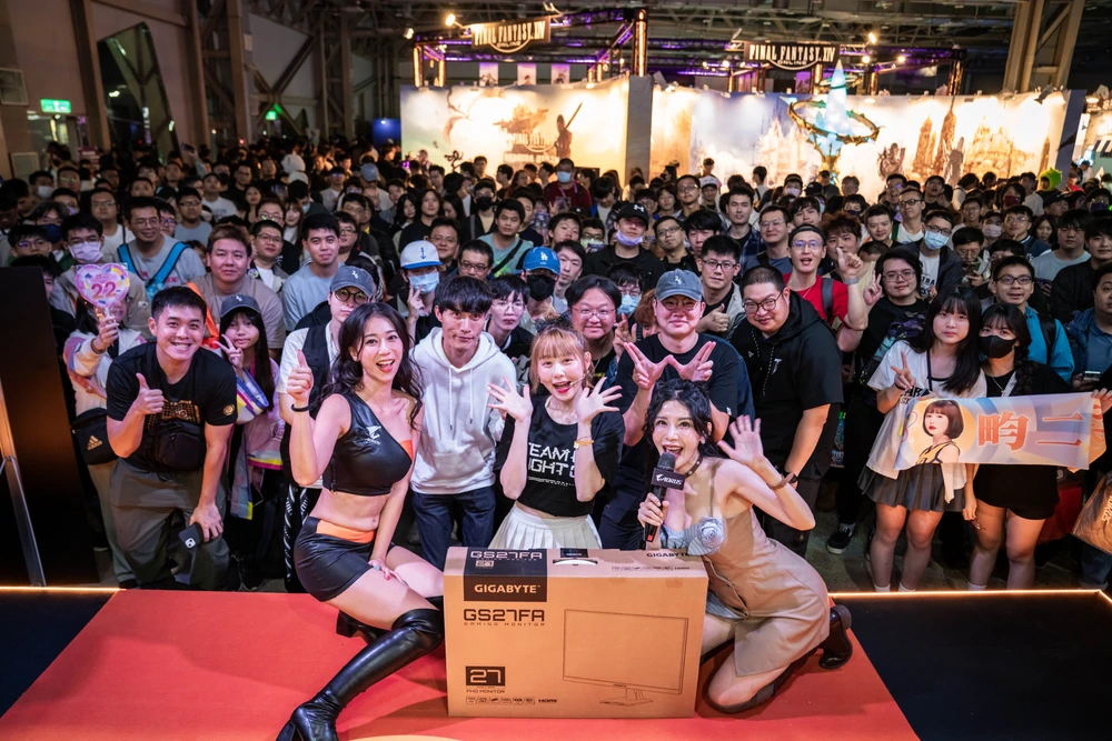 技嘉 AORUS 戰鷹領域吸引大批玩家與粉絲湧入參與,現場人潮爆滿、氣氛沸騰,成為 WirForce 2025 最具話題的展區之一。