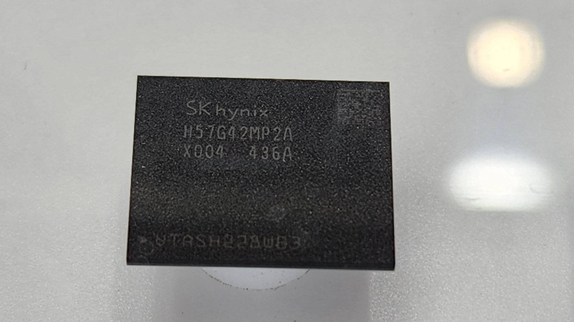 SK HYNIX GDDR7 出現編號 006 新顆粒？