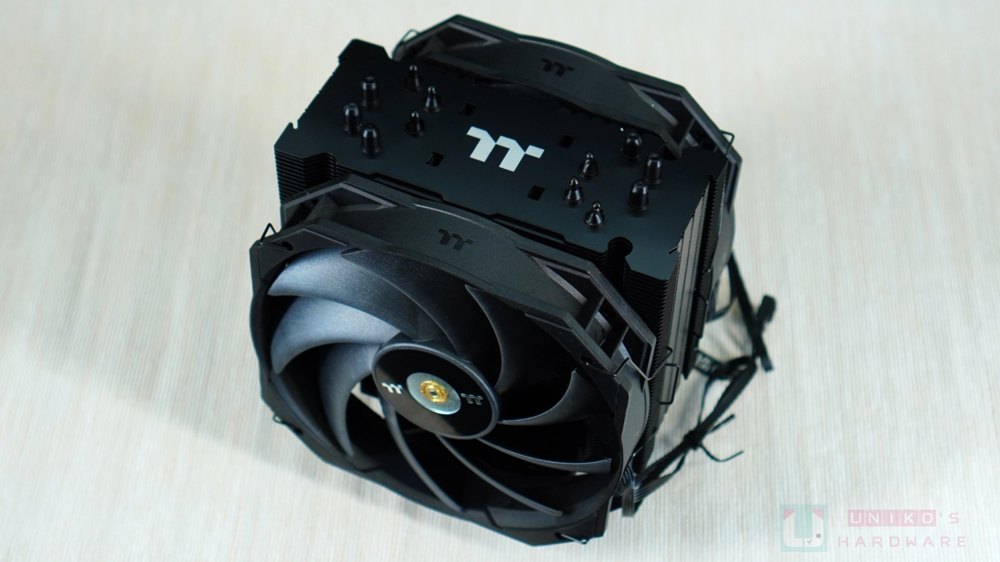 500W TDP 解熱能力！Thermaltake Wair CPU 單塔雙風扇散熱器