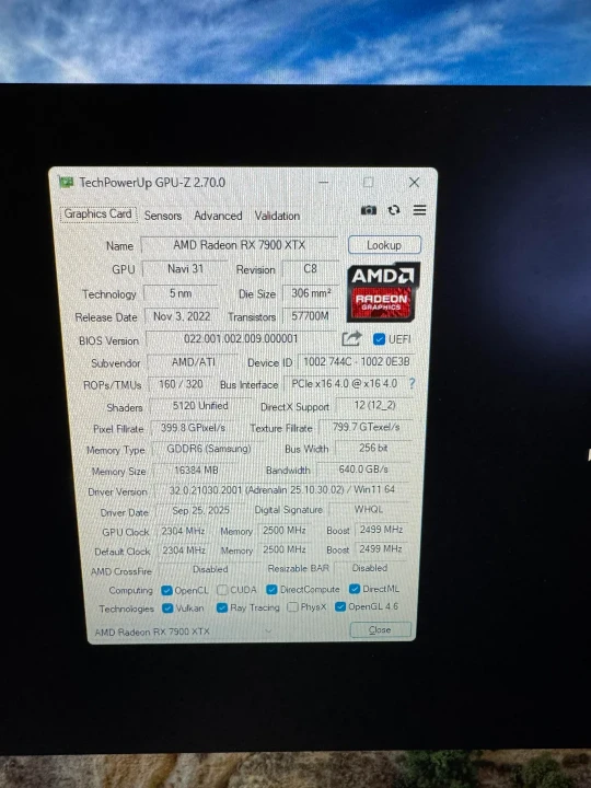 AMD RX 7900 XTX 神秘工程樣品現身!紅色 PCB 加持,GPU-Z 卻只認得 16 GB 而非 24 GB